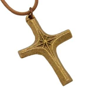 Umhängekreuz Bronzekreuz Anhänger am Band 4,5cm