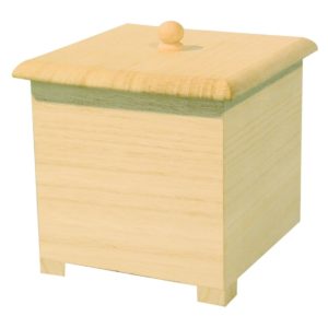 Holzboxen und Holzschatullen